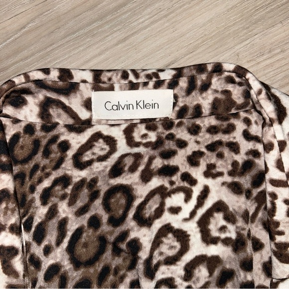 Calvin Klein Animal Print Women's wrap dress midi - Picture 4 of 4